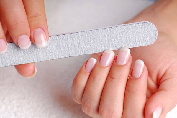 Comment prendre soin de ses ongles ?